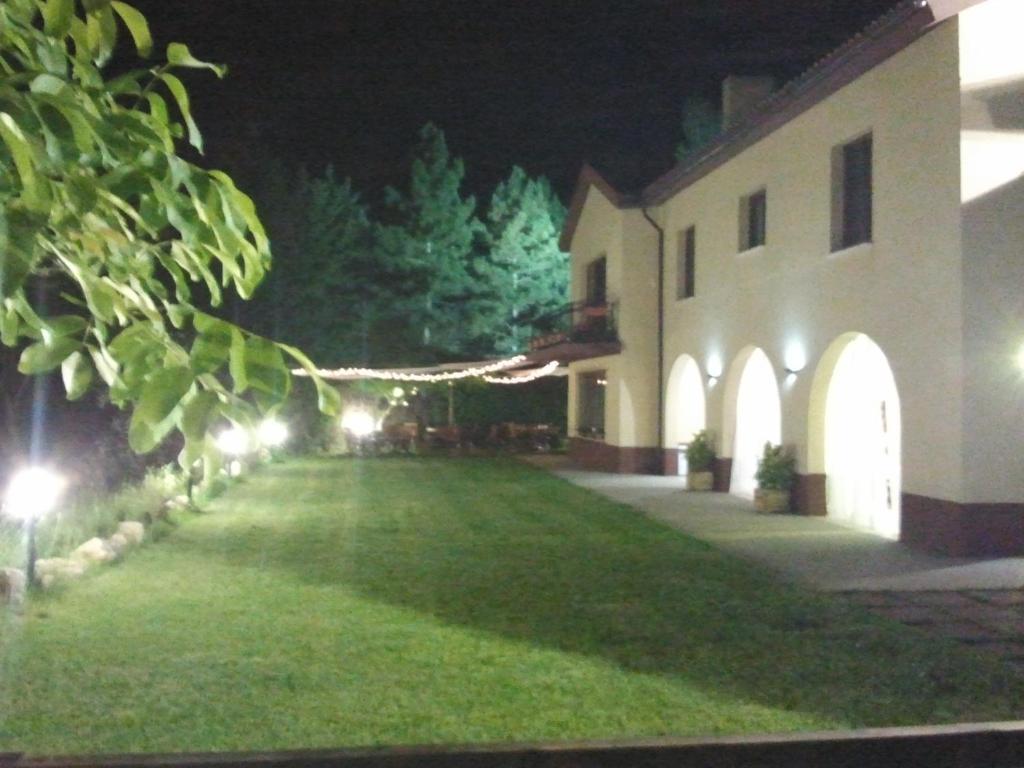 Hotel Rural Villarromana Saldaña Exterior foto